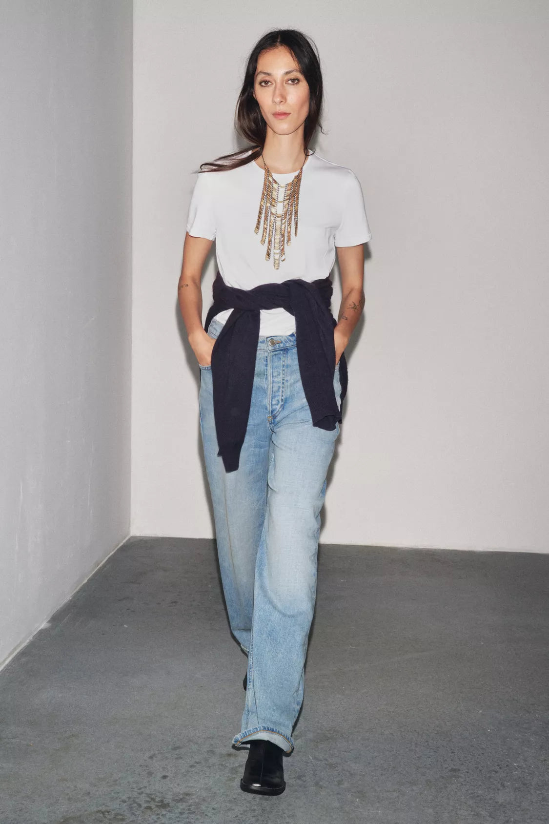 Low Rise Baggy Jeans